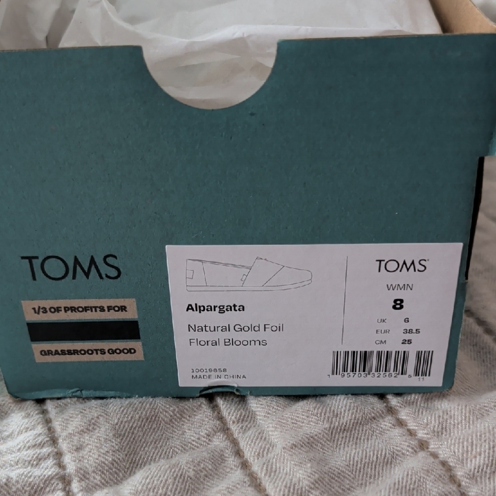 Toms Natural Gold Foil Floral Blooms Flats